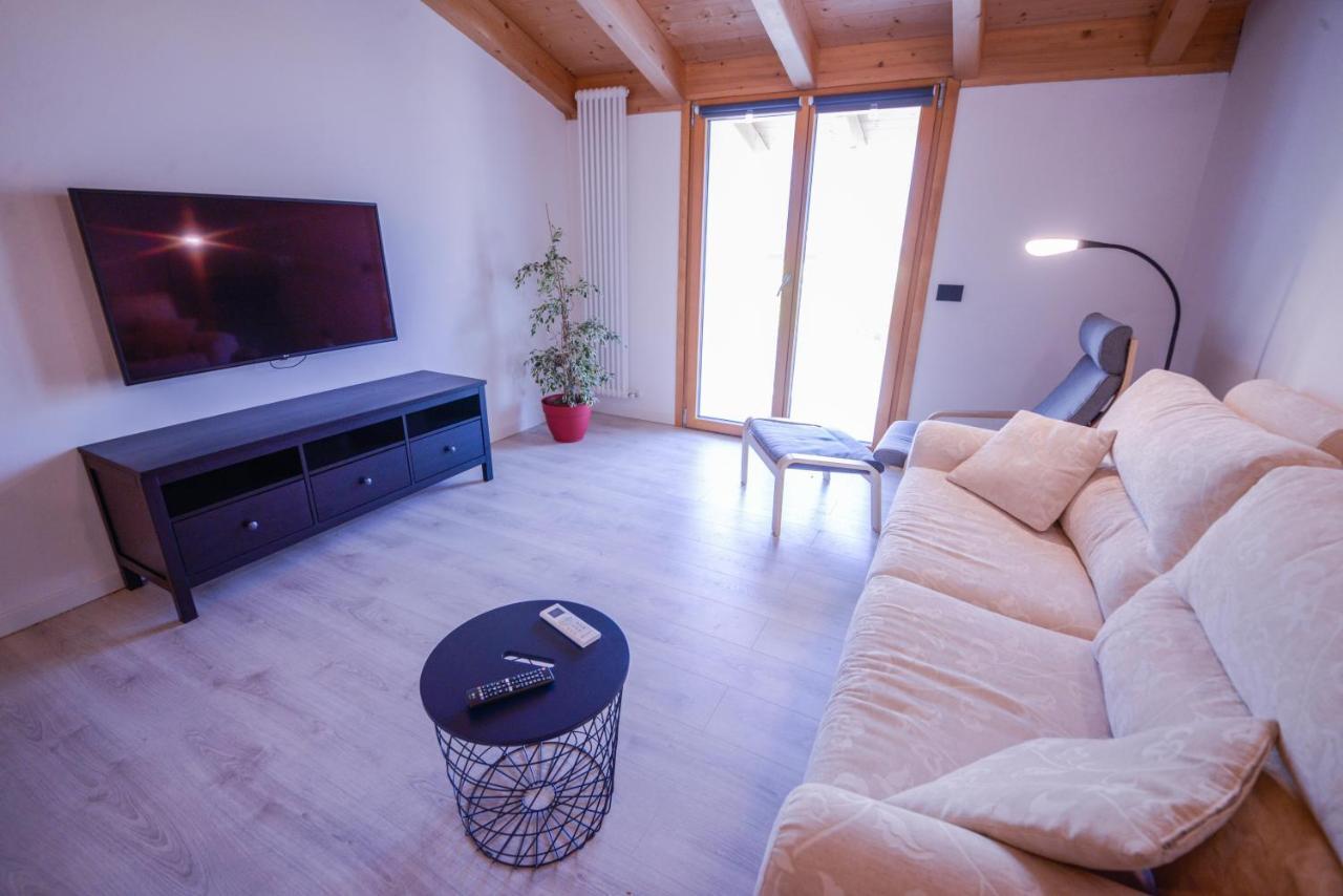 Nature Home Relax 2 阿科 外观 照片